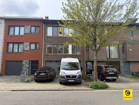 appartement te huur in aartselaar met 2 slaapkamers