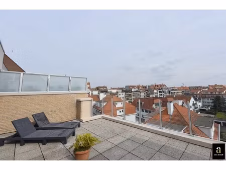 appartement te huur in knokke-heist met 2 slaapkamers