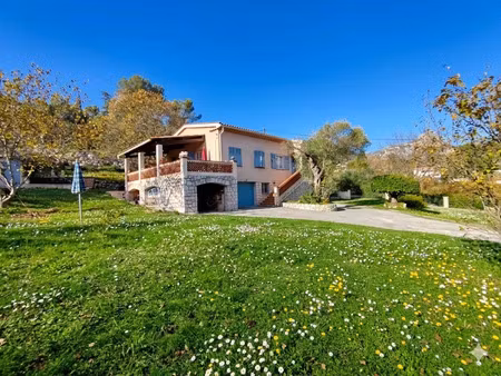 vente maison 5 pièces 109 m² vence (06140)