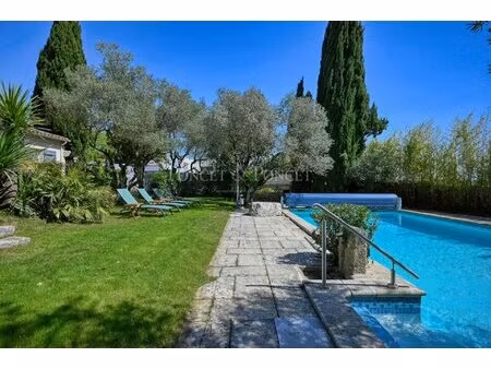 saint-mamert-du-gard  occitanie  france with id 3486922112