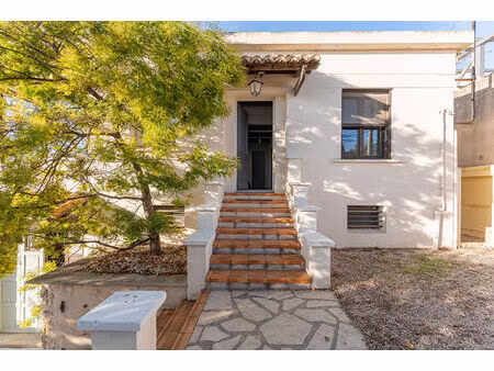 à vendre - haut de villa 2 chambres avec terrasse et garage à carry-le-rouet