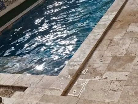 maison de plein pied avec piscine