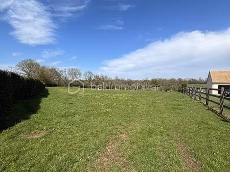 terrain de 1 628 m² à livarot