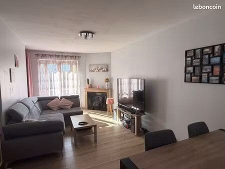 t3 duplex 68 m² (55 m² carrez). villeurbanne gratte-ciel