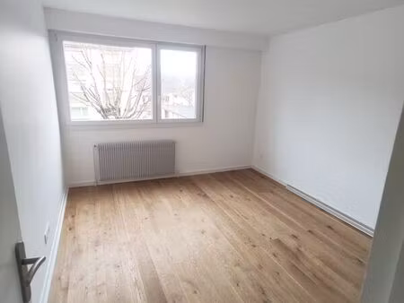 appartement rénové 60m²