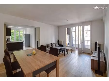 à vendre - t2 lumineux 48 m² en centre-ville de rodez - secteur recherché proche musée sou