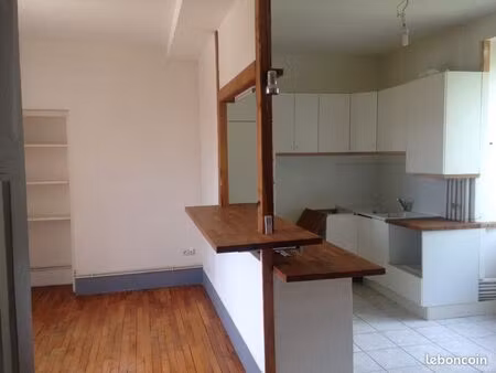 loue appartement à bezouotte