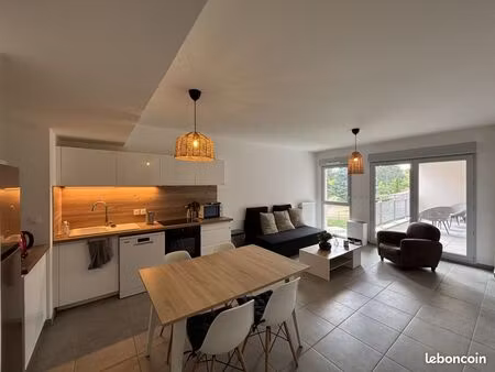 t3 lumineux avec terrasse + 2 garages – marcy-l’étoile (pinel)