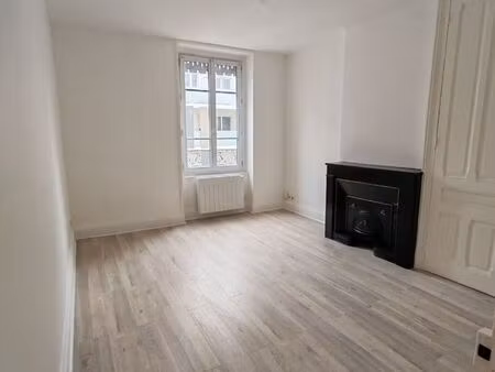 t1 bis reconnaissance - balzac / limite montchat