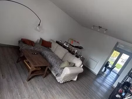 jolie maison une chambre à louer dans un beau petit village