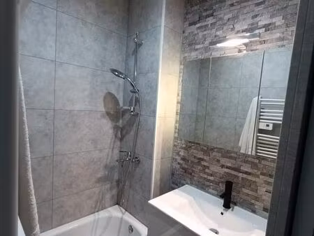 t3 équipé  parking  cave clim