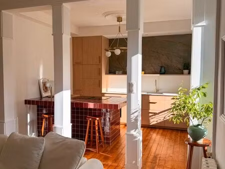 à louer – superbe appartement meublé de charme – quartier saint-martin