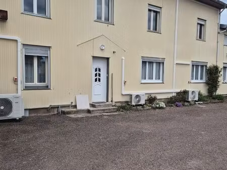 appartement 3 pièces rénové a louer commune le thillot 88160