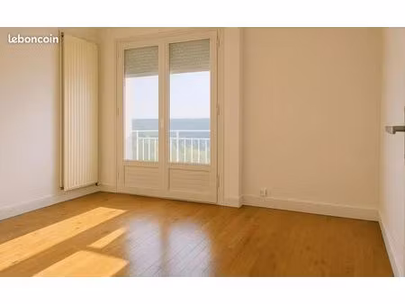 f2 calme et lumineux dans quartier résidentiel