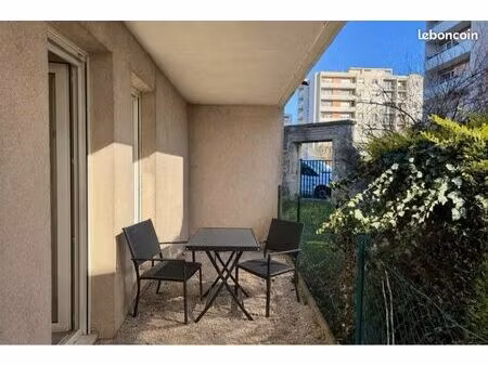 t2 dijon université