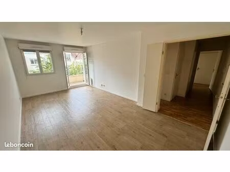 coup de cœur – 3 pièces avec balcon + parking + cave – herblay-sur-seine