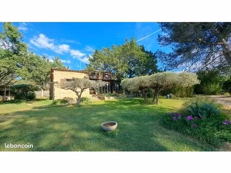 maison typique provençale