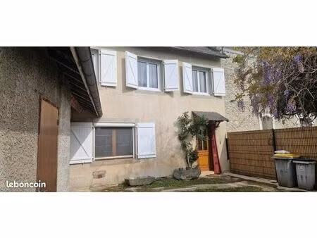 pavillon t4 meuble - cour fermée