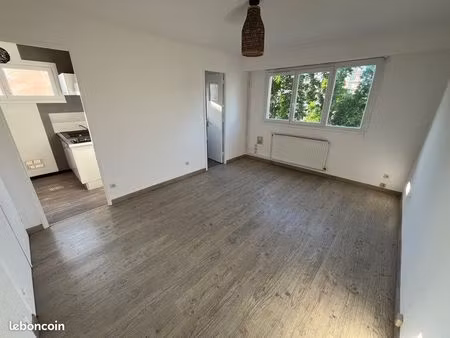 appartement lumineux disponible de suite