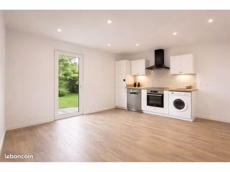 maison centre bouaye 52m2 non meublé