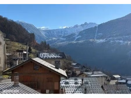 à louer à l’année t4 3 chambres