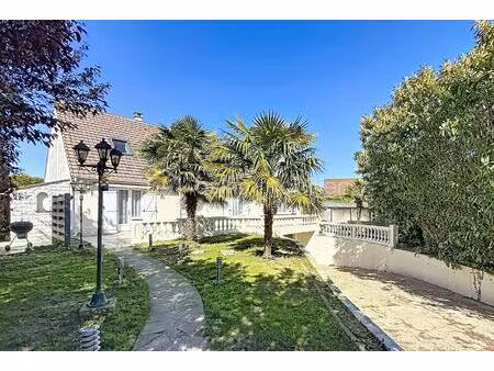 maison de 160 m² à guignes