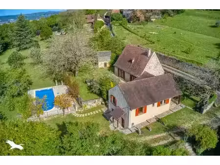 vente maison 5 pièces 104 m² à castels (24220)  275 000 €