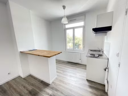 location appartement 1 pièce 25m²