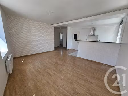 location appartement 3 pièces 62m² chambry 77910