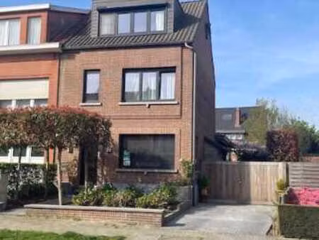 huis te koop in kontich met 4 slaapkamers