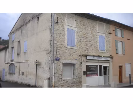 vente immeuble 224 m² mondragon (84430)