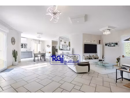 vente maison 5 pièces 190 m² val-de-virieu (38730)