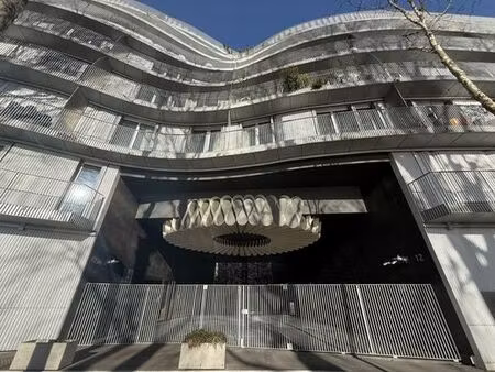appartement de 2 pièces de luxe à beaubourg  marais  notre dame - ile de la cité  paris  î