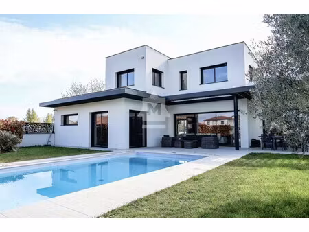 vente villa 8 pièces