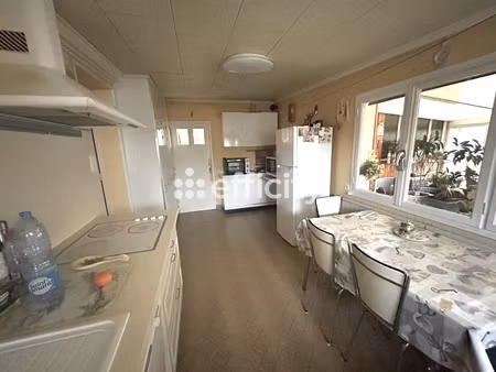 maison 4 pièces - 140 m²