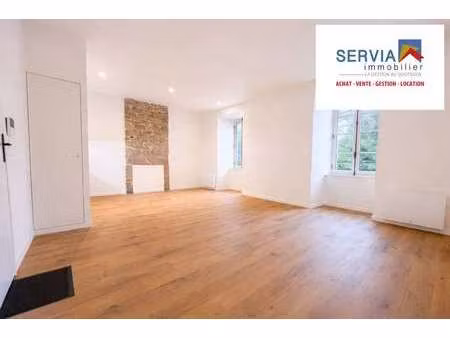 location appartement 3 pièces à auray (56400) : à louer 3 pièces / 70m² auray