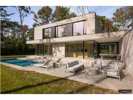 nouvelle villa hyper moderne avec piscine à keerbergen