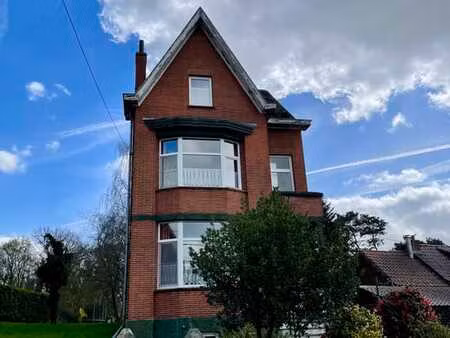 maison 3 ch. 120 m² et beau jardin à villers-la-ville