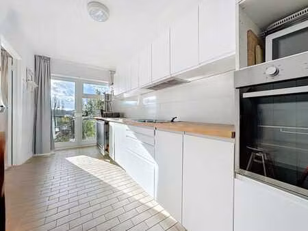 koekelberg : appartement 2 chambres  terrasse  garage + cave