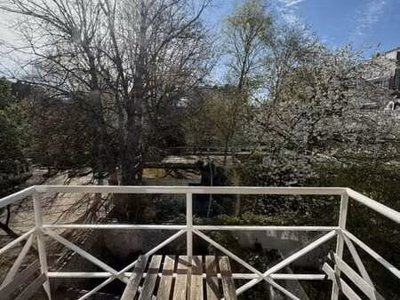 appartement 1 ch. avec balcon et verdure