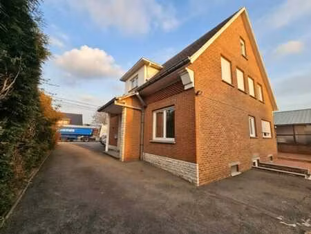 spacieux appartement à ghislenghien