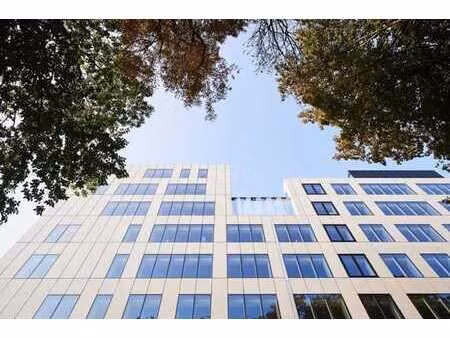 renovated offices to let