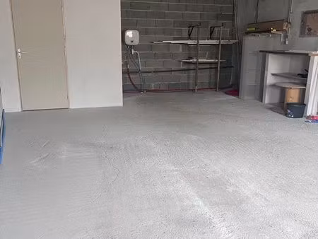 local commercial à louer