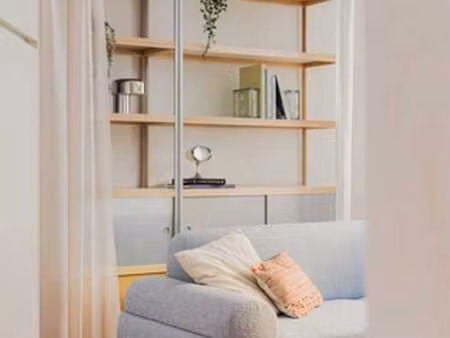 maison avec 2 chambres et 2 salles de bains avec terrasse