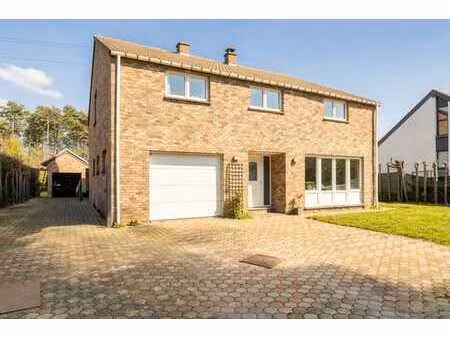 maison 6 chambres à aye