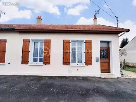 maison 2 pièces 51 m²
