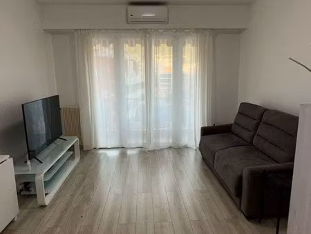 studio meublé 22m2 - balcon - proche chu pasteur nice