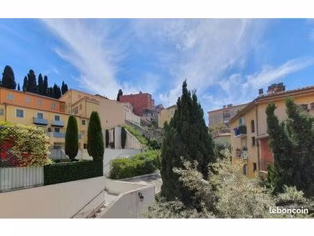 grand studio 38 m2 lumineux calme proche place garibaldi