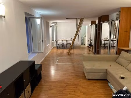 apparemment 2/3 pièces meublé