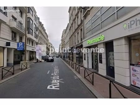 commerce santé 25 m²